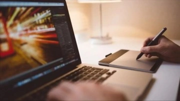 Dünyada ve Türkiye'de dijital ekonomi yatırımlarının payı artıyor
