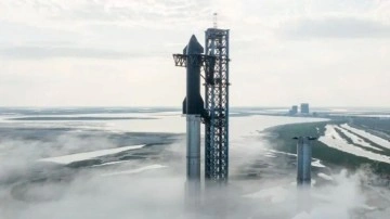 D&uuml;nyanın en b&uuml;y&uuml;k roketi fırlatılacaktı... SpaceX, 40 saniye kala iptal etti!