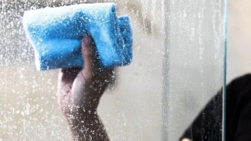 Duşakabindeki su ve sabun lekeleri nasıl &ccedil;ıkar?