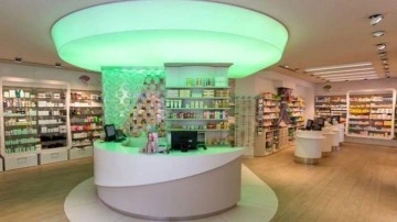 Eczaneler cumartesi a&ccedil;ık mı, ka&ccedil;a kadar a&ccedil;ık? Eczane &ccedil;alışma saatleri 2023