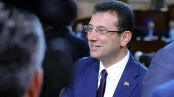 Ekrem İmamoğlu'ndan cumhurbaşkanlığı adaylığı i&ccedil;in olay cevap: Kendi taca ya auta atmıyor...