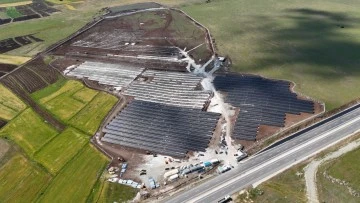 Elazığ Belediyesi'nden 19,5 MWp Kapasiteli G&uuml;neş Enerjisi Santrali.