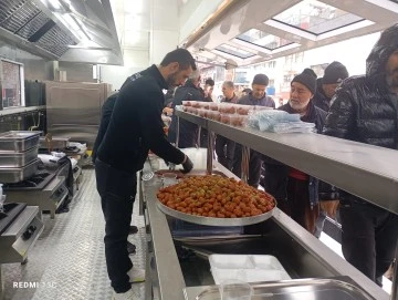 Elazığ Valisi Deprem Şehitleri Anısına Tulumba Dağıtıldı