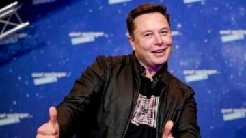 Elon Musk'tan tek kelimelik tweet! Yunanistan'da g&uuml;ndem oldu