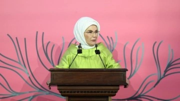 Emine Erdoğan'dan 'evlenme yaşı' uyarısı: Geçit vermemeliyiz