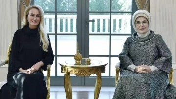 Emine Erdoğan, KKTC Cumhurbaşkanı'nın eşi Nilden Bektaş Erhürman ile görüştü