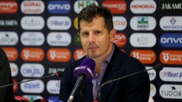 Emre Belözoğlu kameralar önünde para istedi
