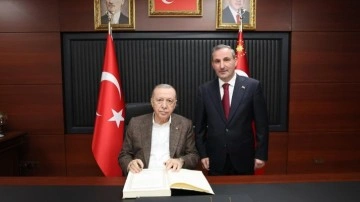 Erdoğan'dan Sultanbeyli Belediye Başkanı Tombaş'a ziyaret