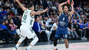 Ergin Ataman, Anadolu Efes'i Cedi'yle yıktı
