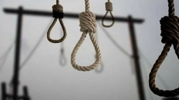 Eşini öldürdü, halkın önünde idam edildi