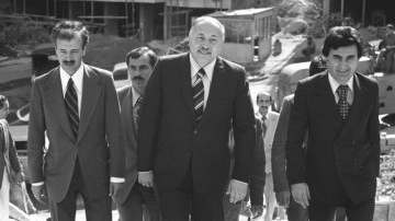 Eski bakanlardan Şevket Kazan'ın vefatının ikinci yılı
