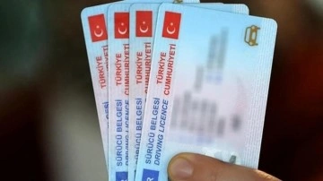 Eski tip ehliyetleri yenileme ücreti 1 Kasım'da 7 bin 438 liraya yükselecek