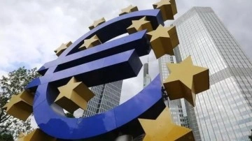 Euro Bölgesi'nde sanayi üretimi yükseldi
