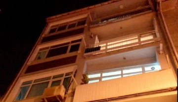 Evde yalnız yaşayan kadın boynu kırılmış halde &ouml;l&uuml; bulundu