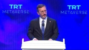 Fahrettin Altun: Uzayda b&uuml;y&uuml;k ve şanlı T&uuml;rk bayrağı dalgalanacak