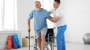 Fel&ccedil; bırakan inme tedavisinde ilk 4,5 saat &ccedil;ok &ouml;nemli! İnme neden olur, belirtileri nelerdir?