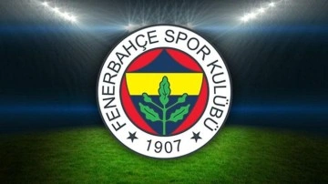 Fenerbahçe'de Jayden Oosterwolde’nin sözleşmesi 2028 yılına kadar uzatıldı