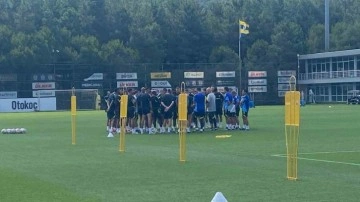 Fenerbahçe, Feyenoord maçı hazırlıklarını tamamladı