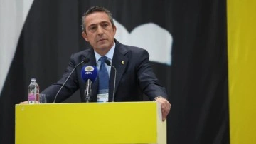 Fenerbahçe geç saatlerde transferi bitirdi: Dünyaca ünlü forvet geliyor