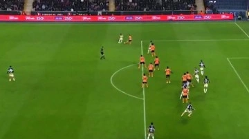 Fenerbahçe'nin golü Başakşehir'de ofsayta takıldı