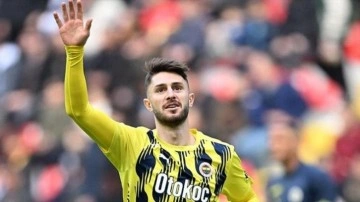 Fenerbahçe'nin yıldızına Arda Turan talip oldu
