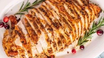 Fırında hindi g&ouml;ğs&uuml; tarifi, nasıl yapılır?