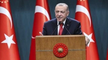 Fransız Le Monde Erdoğan'a &ouml;vg&uuml; dolu s&ouml;zler: Kıskan&ccedil;lıkla da olsa ustayı sleamlıyorlar