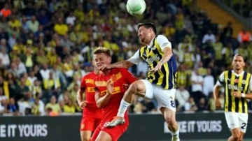 Futbolcular b&uuml;y&uuml;k tehlike altında! Kafa vuruşu riski 2 kat artırıyor!