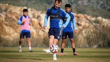 Futbolcusu 'Kulüpte yemek çıkmıyor' demişti! Kulüpten açıklama geldi