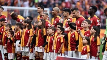 Galatasaray'da zorunlu değişklik! Maça devam edemedi
