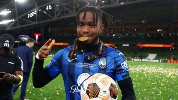 Galatasaray'dan ikinci Osimhen operasyonu! Kadro dışı kalan dünya yıldızını istiyor
