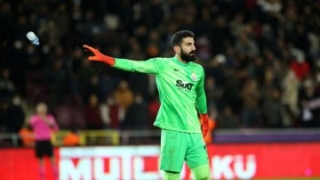 Galatasaray'ın eski file bek&ccedil;isinin babası vefat etti
