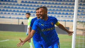 Galatasaray'ın eski yıldızı 'Geçen hafta konuştum' diyerek gelmek isteyen yıldızı açı