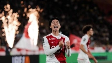 Galatasaray'ın rakibi 10 kişi kaldığı maçta dünya devini yıktı!