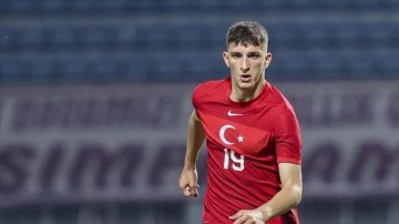 Galatasaray'la anılıyordu! Milli yıldızın yeni durağı açıklandı