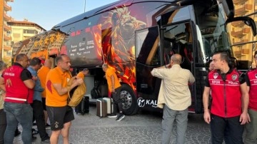Galatasaray, ligin ilk maçı için Gaziantep'te