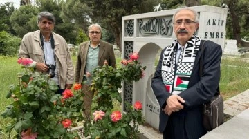 Gazeteci-yazar Akif Emre, Eyüpsultan'da yad edildi