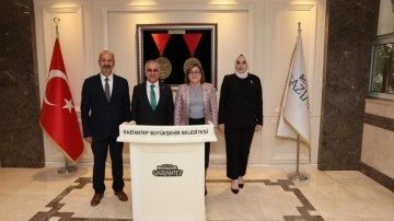 Gaziantep Büyükşehir öncülüğünde haydi kızlar spora projesi için imzalar atıldı