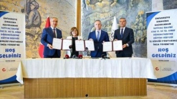 Gaziantep'te 11 ve 12'nci sınıf &ouml;ğrencilerine yıllık 1200 TL destek