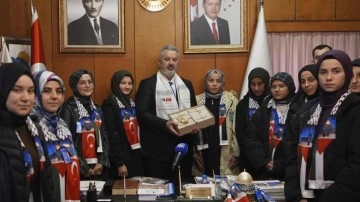 Gazzeli çocuklara Çorum'daki öğrencilerden "umut mektupları"