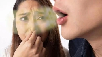 Ge&ccedil;meyen, mideden gelen ağız kokusu nasıl giderilir? Ağız kokusu neden olur?
