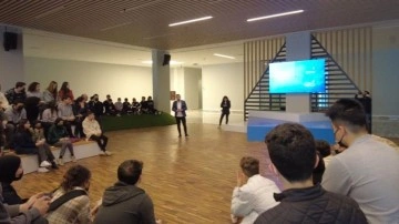 Geleceğin yazılımcıları Bilişim Vadisi&rsquo;ni gezdi