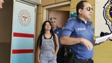 Genç kızlardan bıçaklı kavga!