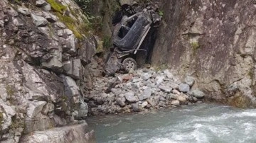Giresun'da korkunç kaza: Uçurumdan yuvarlandı! Ölü ve yaralı var