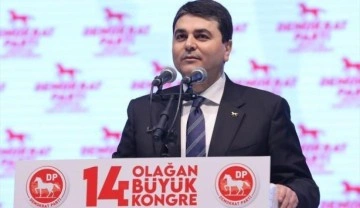 G&uuml;ltekin Uysal yeniden DP genel başkanlığına se&ccedil;ildi