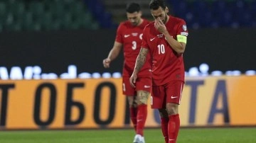 Hakan Çalhanoğlu "100"ler kulübüne girdi