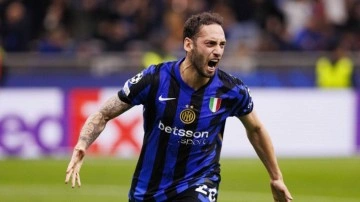 Hakan Çalhanoğlu İstanbul'da: Galatasaray sorusu gelince 'gülümsedi'