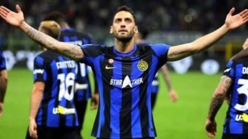Hakan Çalhanoğlu 'Nezaketen görüştüm' diyerek hayalindeki takımı açıkladı
