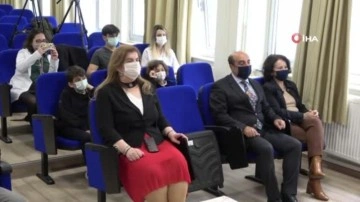 Har&ccedil;lıklarını biriktiren &ouml;ğrencilerden &ccedil;ocuk kliniğine anlamlı bağış