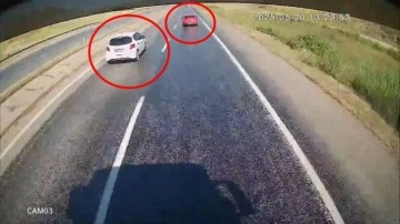 Hatalı sollama kazaya neden oldu!
